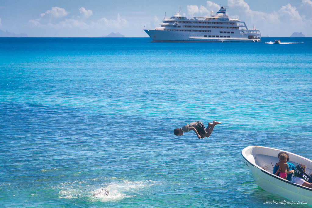 Captain cook cruise port stop fiji