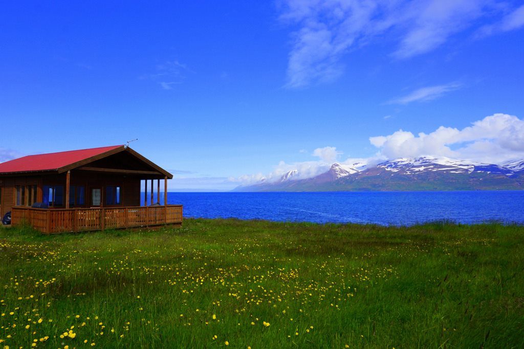 Ytri Vik Akuryeri cottage