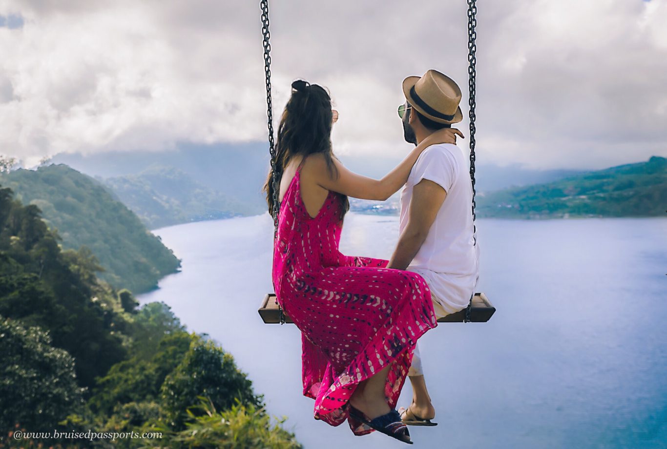 Bali swing at wanagiri hill near Danu Bratan