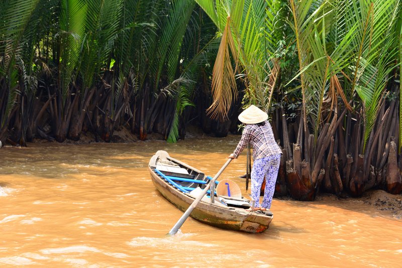  So we decided to go for a sampan cruise on one of the tributaries of the Mekong.