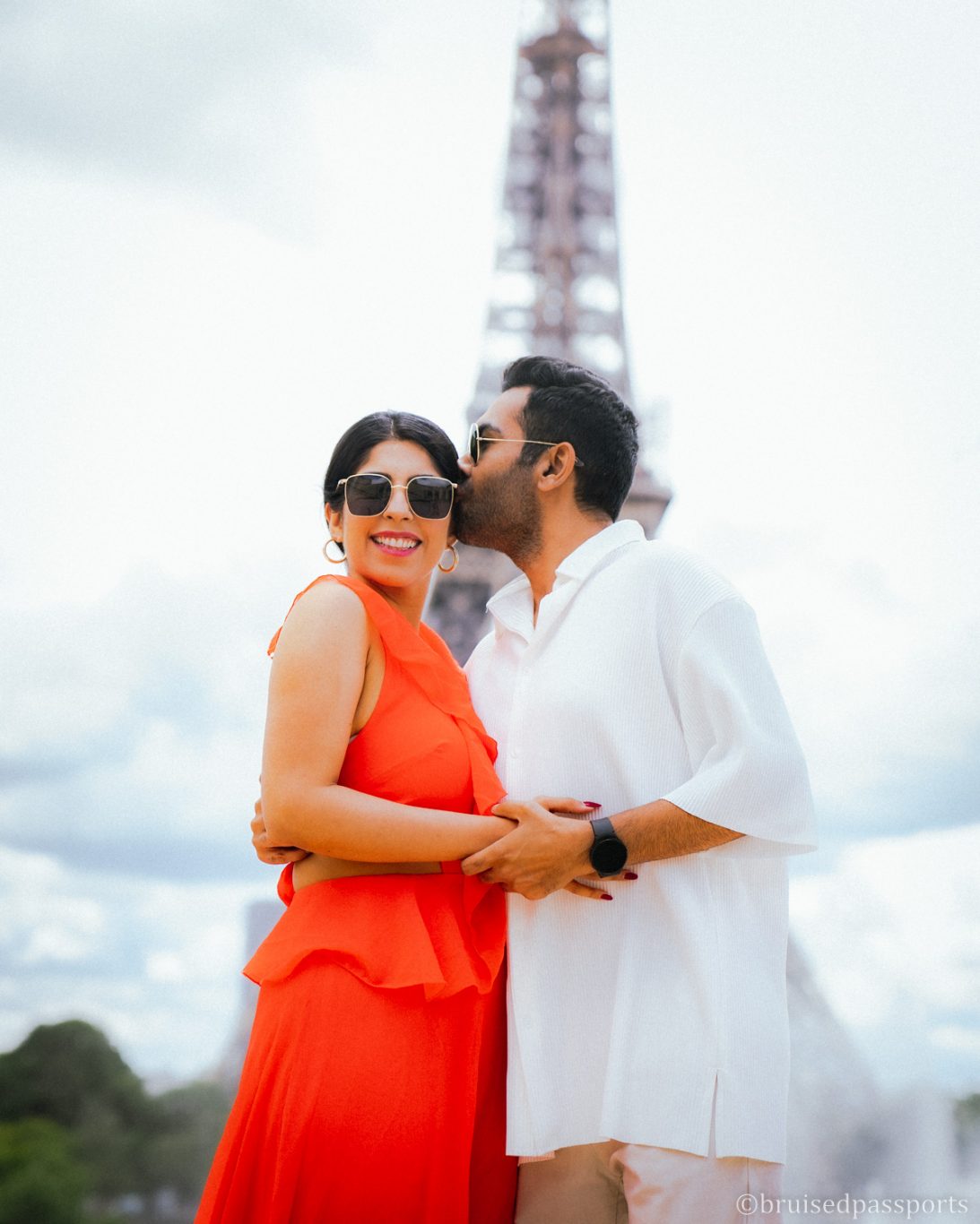 Eiffel tower couple at Trocadero