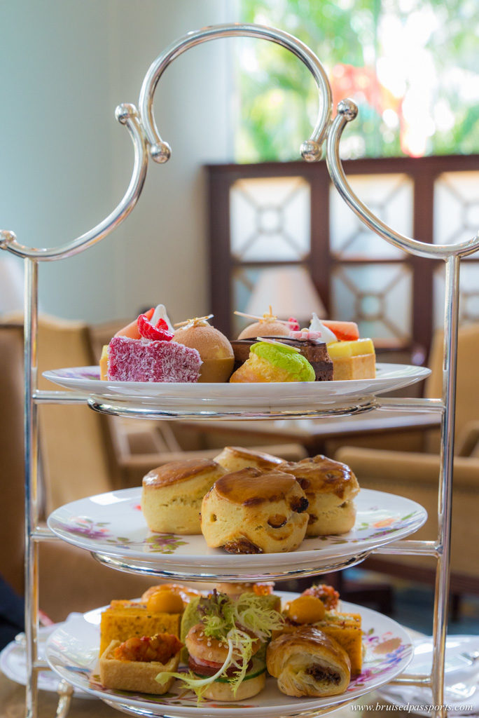 Afternoon tea at Shangri-La Hong Kong