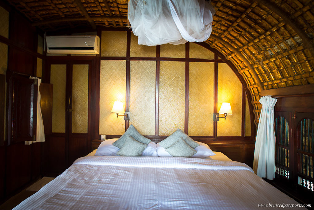 CGH Spice Coast Cruises houseboat bedroom