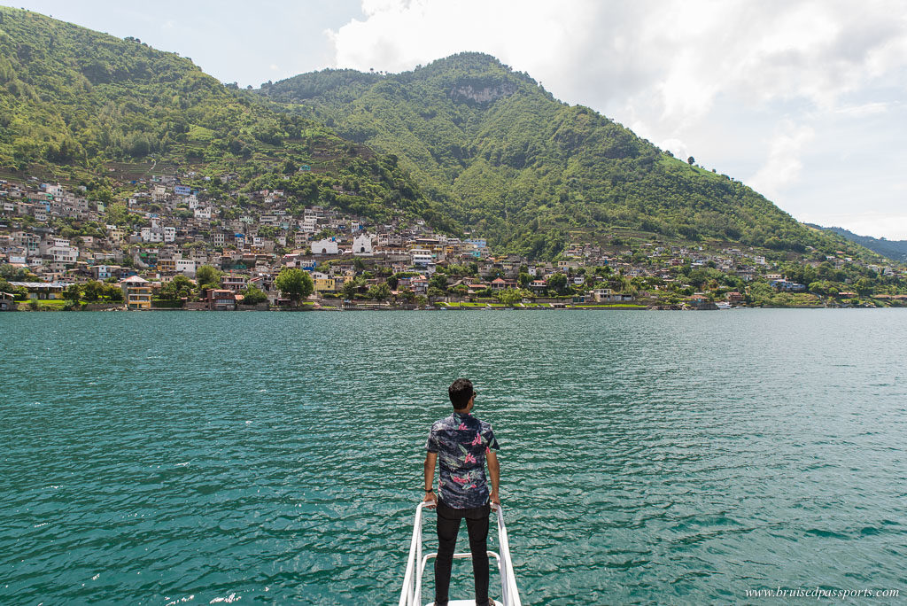 Crucero De Atitlan Guatemala