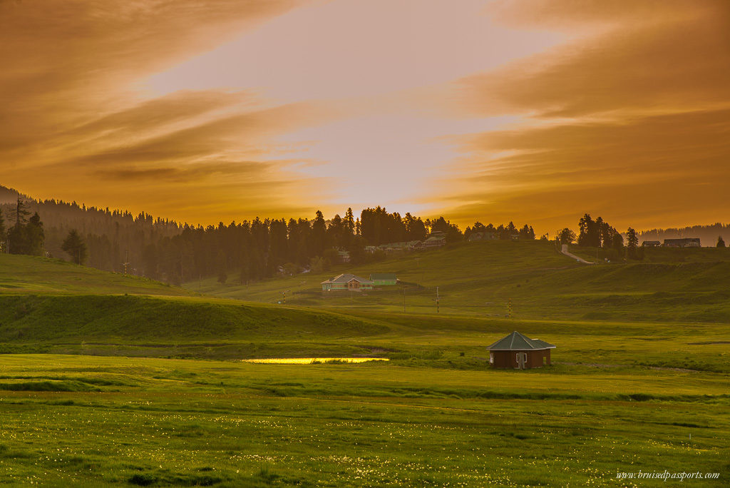 Gulmar Kashmir sunset Leh Ladakh road trip India