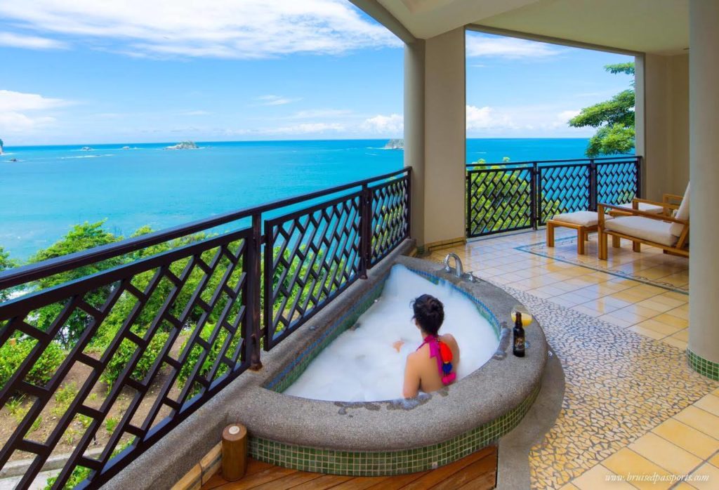 Jacuzzi in balcony suite at Arenas Del Mar MAnuel Antonio NAtional Park