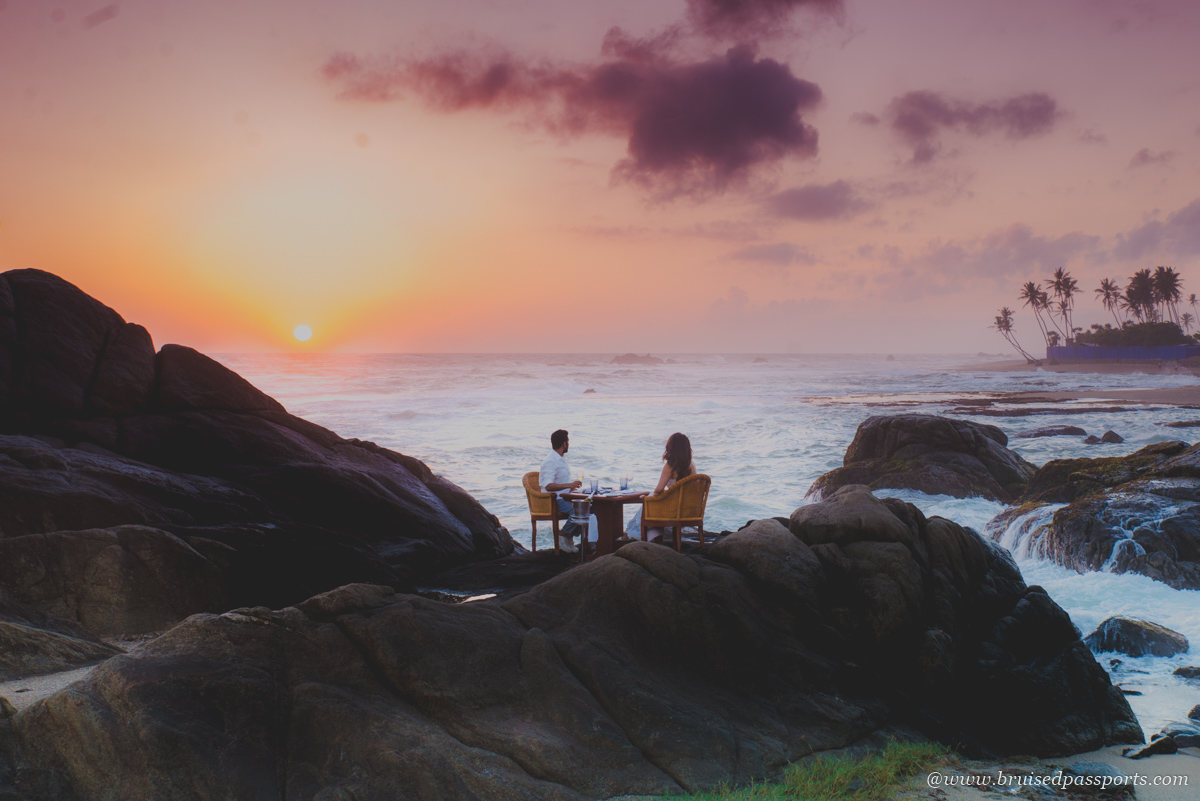 Dinner on the rocks at Jetwing Lighthouse Galle