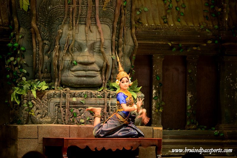 things to do in Siem Reap apsara dance