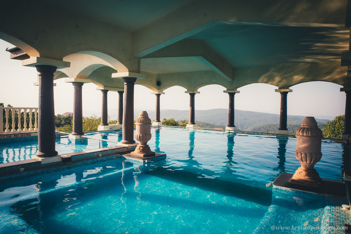 infinity pool at Le Meridien Mahabaleshwar