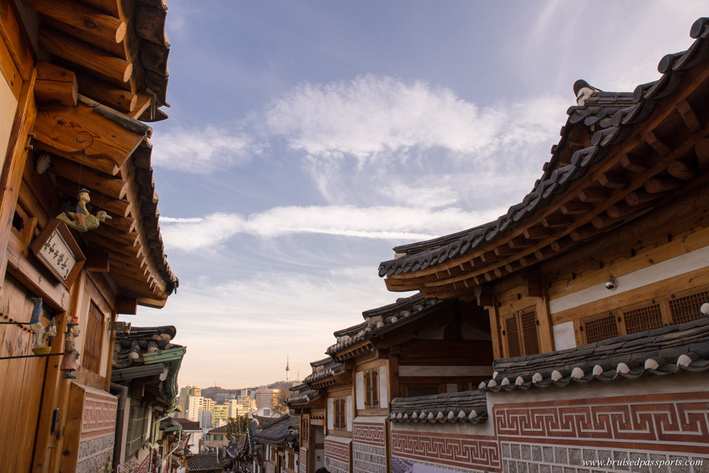 sunset at Bukchon Hanok village