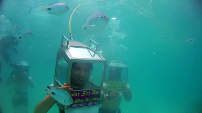 undersea walk mauritius 2